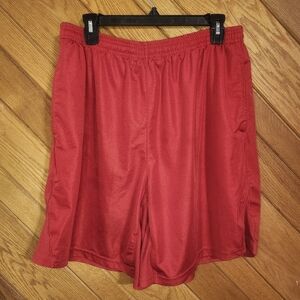 Under armour men's large red drawstring basketball shorts with back pocket